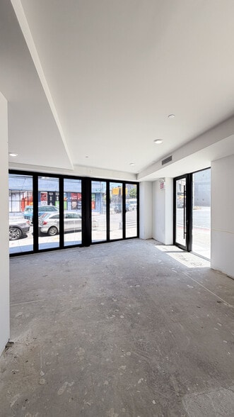 More Photos Of 658 Washington Ave, Brooklyn Apartments For Sale