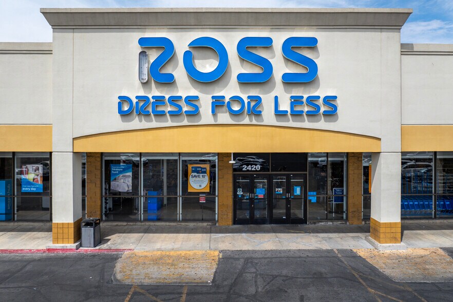 More Photos Of 2420 E Desert Inn Rd, Las Vegas Freestanding For Sale