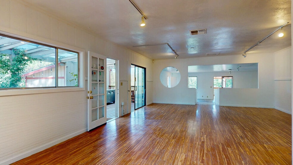 More Photos Of 15386 Little Valley Rd, Grass Valley Freestanding For Sale