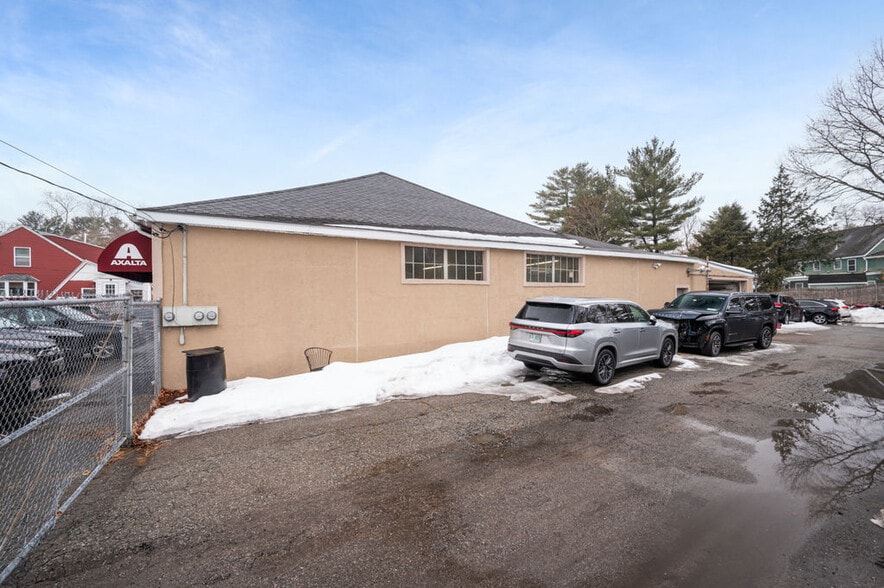 More Photos Of 20 Woodland St, Methuen Auto Repair For Sale