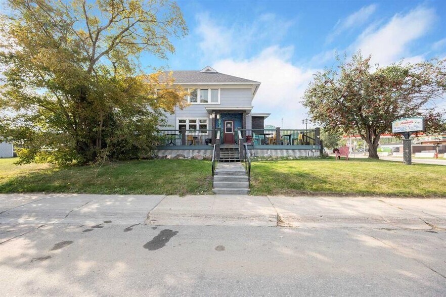 More Photos Of 10015 Main St, Fort McMurray Specialty For Sale