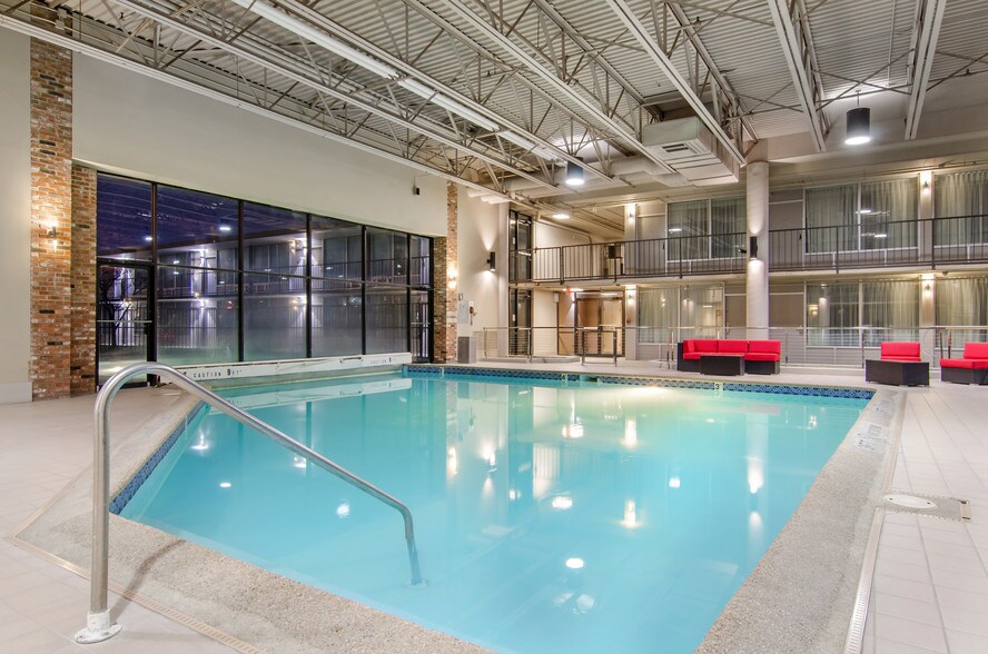 More Photos Of 2700 W 18th Ave, Emporia Hotel For Sale