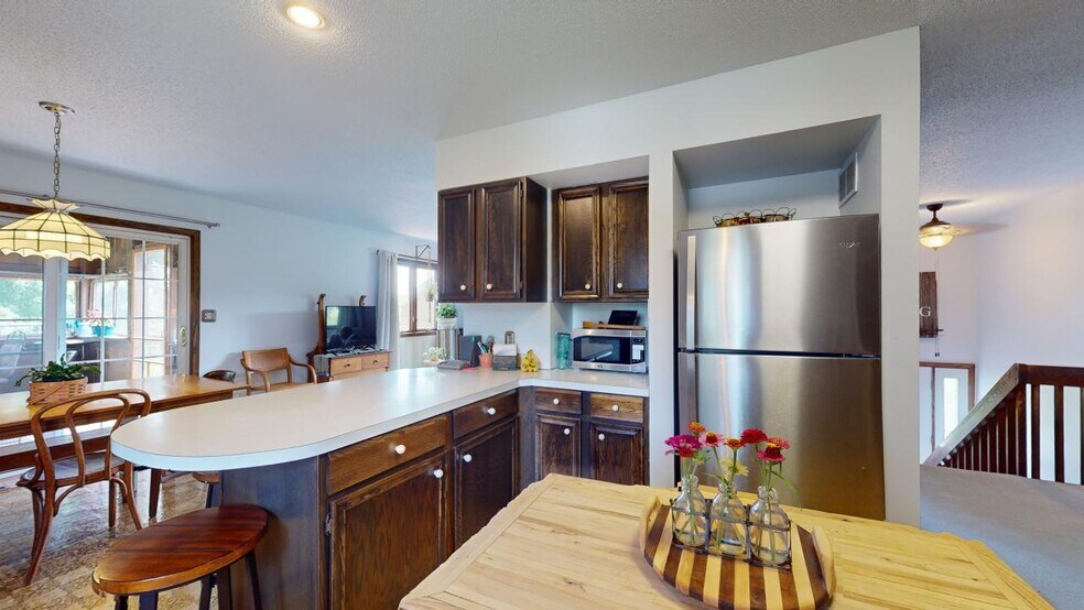 More Photos Of 17069 400th St, Leland Contractor Storage Yard For Sale