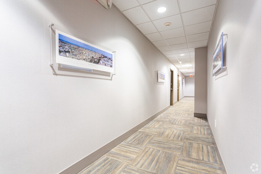 More Photos Of 14361 Commerce Way, Miami Lakes Office For Lease