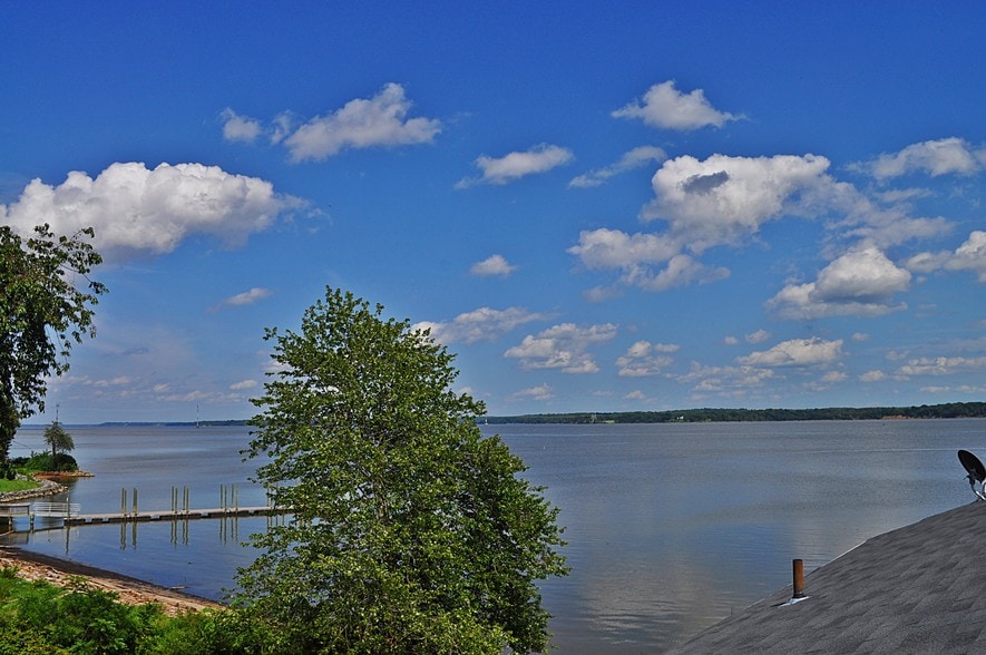 More Photos Of 416 River Rd, Quantico Office For Sale