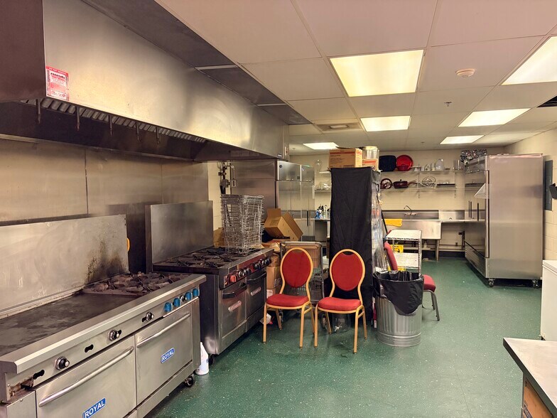 More Photos Of 1151 Flat Shoals Rd SE, Conyers Light Distribution For Lease