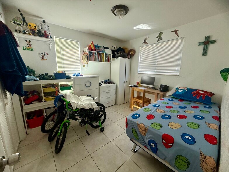 More Photos Of 4201 SW 7th St, Coral Gables Multifamily For Sale