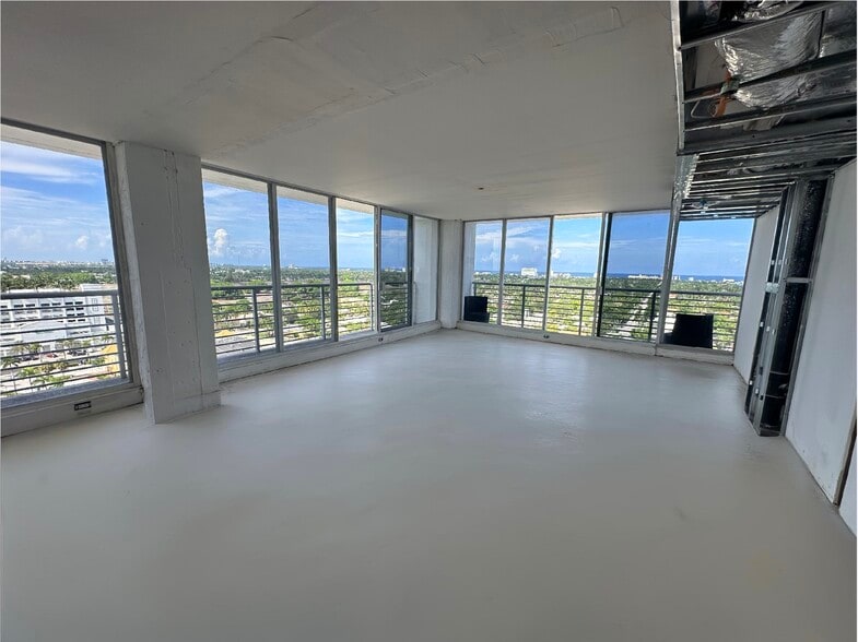 More Photos Of 1720 Harrison St, Hollywood Office Residential For Lease