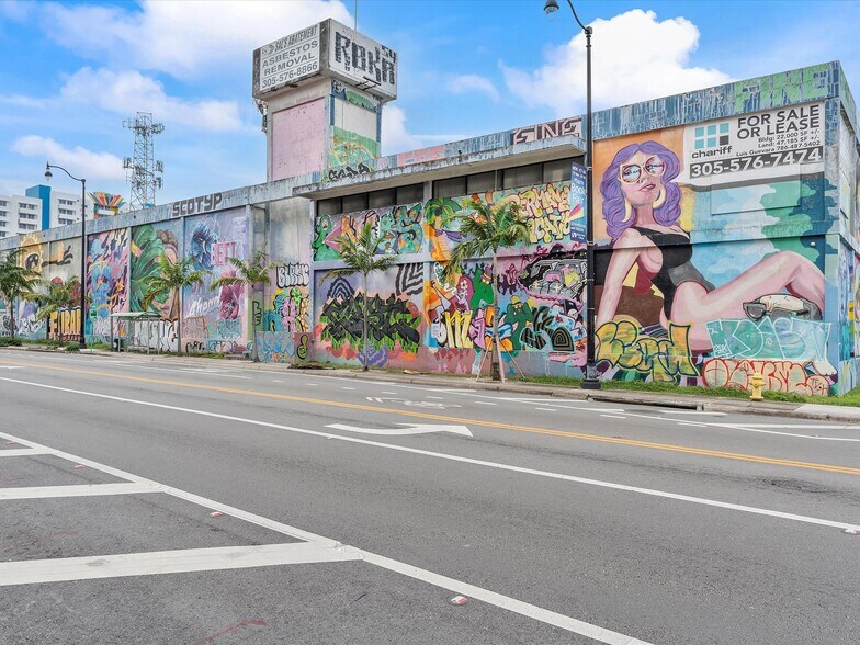 More Photos Of 301 NW 36th St, Miami General Retail For Sale