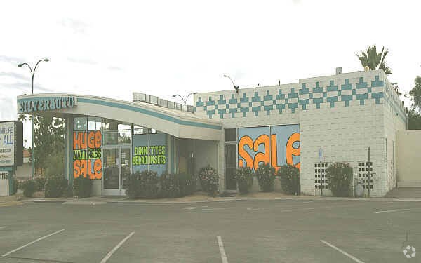 More Photos Of 1115 W Main St, Mesa Freestanding For Lease