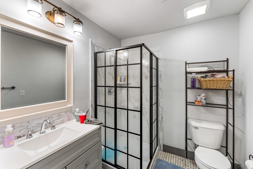 More Photos Of 1415 Highland Ave, Knoxville Multifamily For Sale