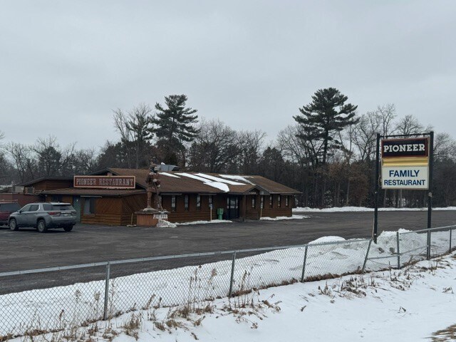 Primary Photo Of 244 N Pioneer Park Rd, Westfield General Retail For Lease