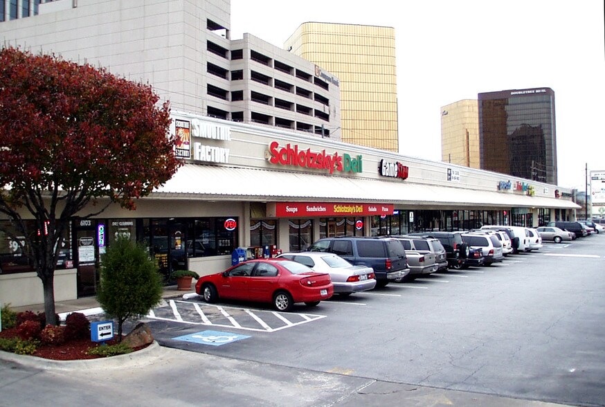 More Photos Of 6103-6123 Greenville Ave, Dallas Storefront For Lease