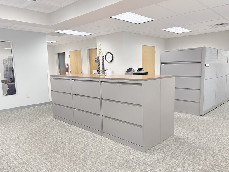 More Photos Of 1406 Doughty Rd, Egg Harbor Township Flex For Lease