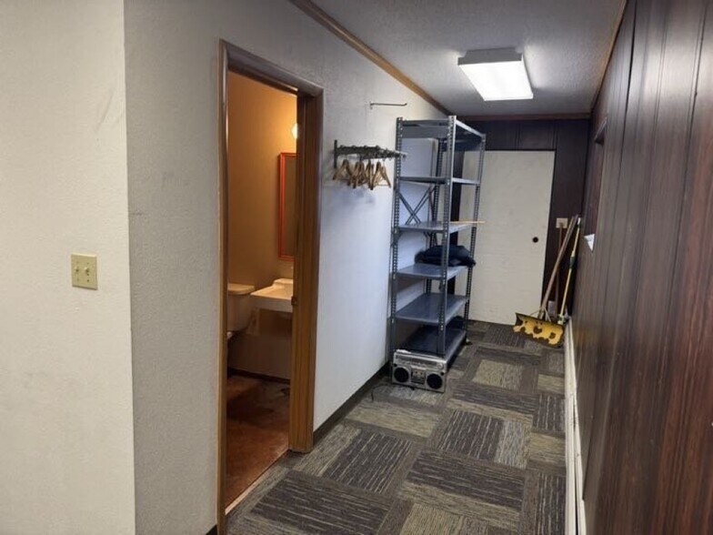 More Photos Of 116 W Broadway, Climax Office For Sale