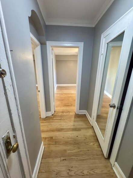 More Photos Of 6215 N Washtenaw Ave, Chicago Apartments For Sale