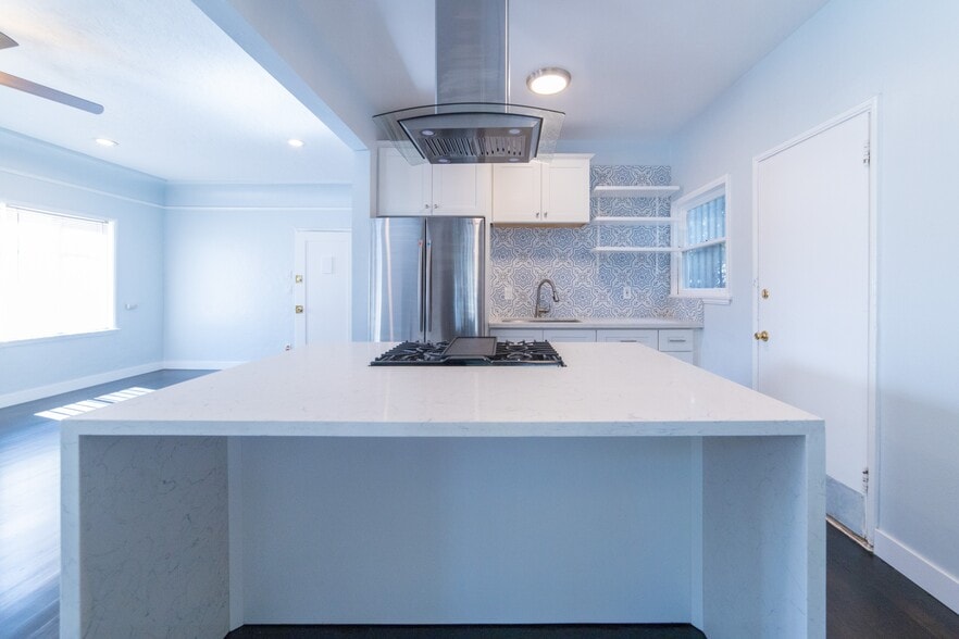 More Photos Of 1217 Cedar Ave, Long Beach Apartments For Sale