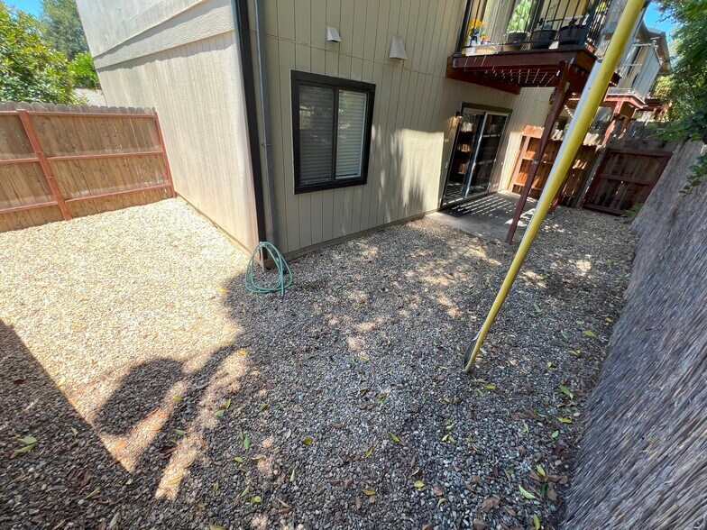 More Photos Of 200 Pine St, Auburn Apartments For Sale