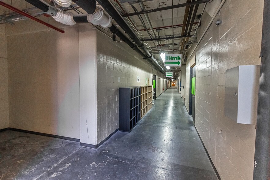 More Photos Of 89-91 Shelton Ave, New Haven Light Manufacturing For Lease