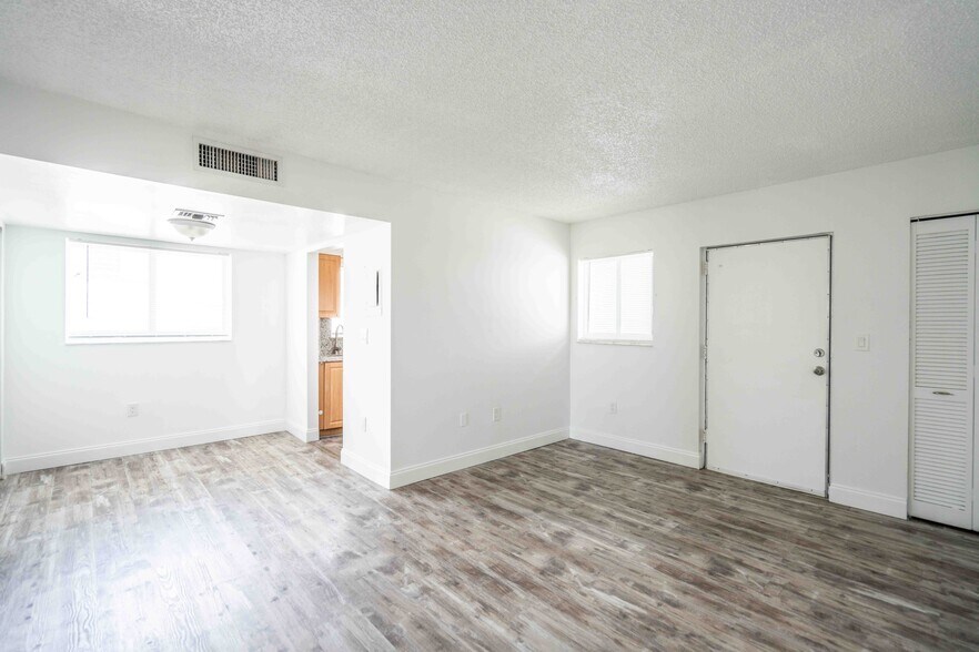 More Photos Of 2011 Bay Dr, Miami Beach Apartments For Sale