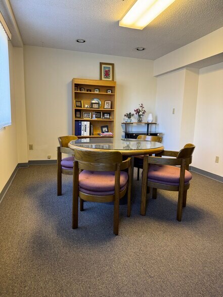 More Photos Of 48 Silas Deane Hwy, Wethersfield Office For Lease