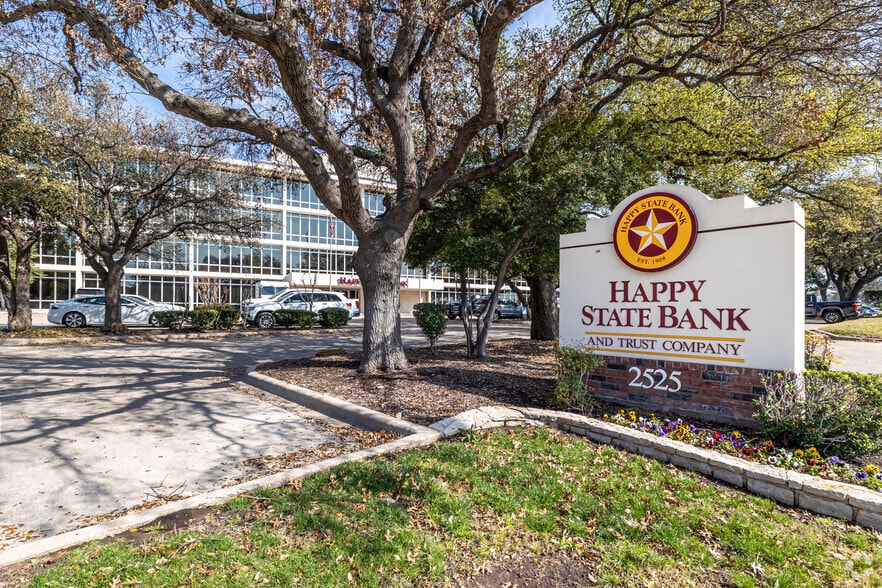 More Photos Of 2525 Ridgmar Blvd, Fort Worth Office For Lease