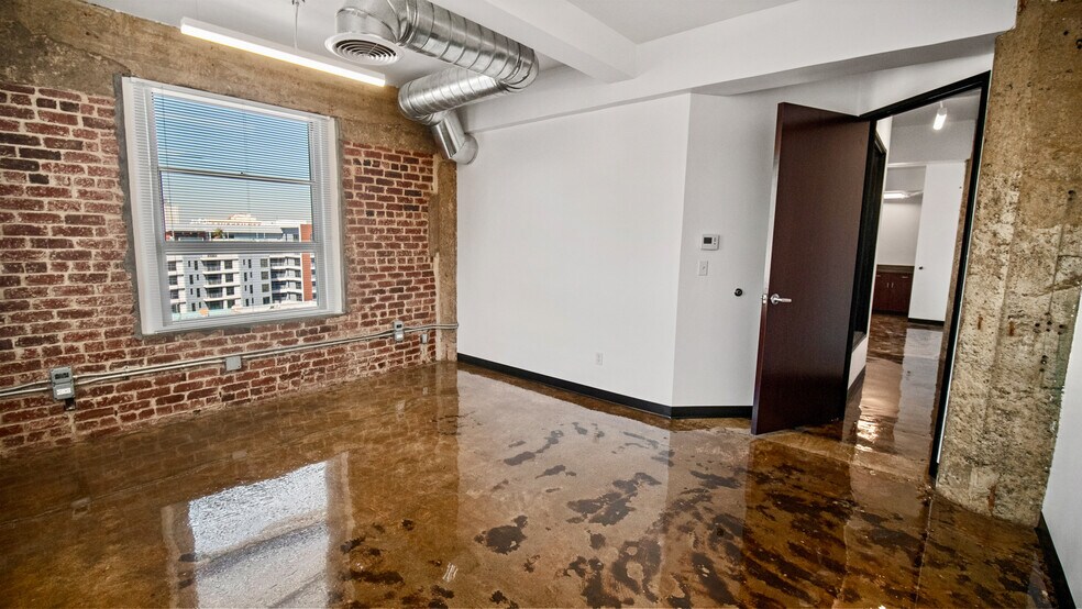 More Photos Of 235-247 E Broadway, Long Beach Office For Lease