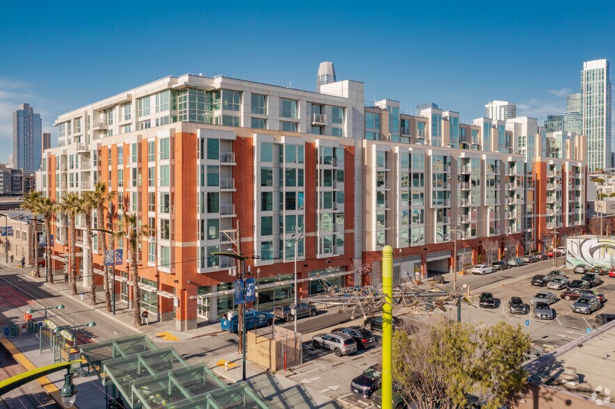 Primary Photo Of 555 4th St, San Francisco Parking Garage For Sale