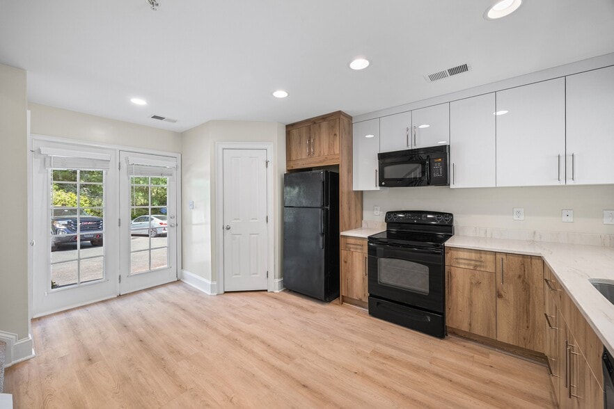 More Photos Of 5306-5320 Park Rd, Charlotte Apartments For Sale