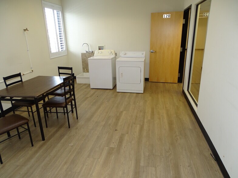 More Photos Of 750 Coronado Center Dr, Henderson Medical For Lease