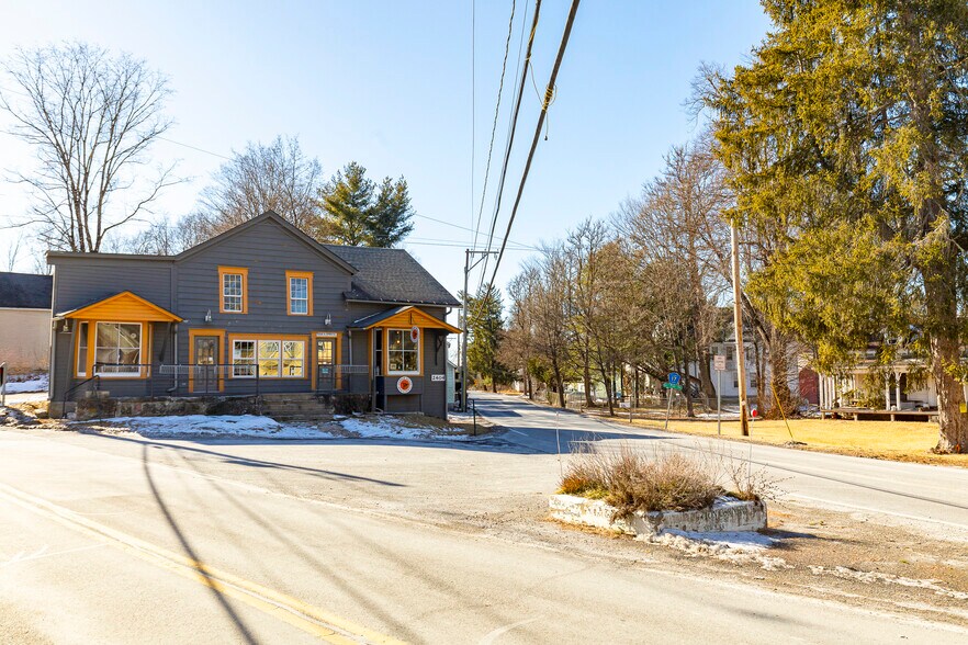 More Photos Of 2404 Salt Point Tpke, Clinton Corners Office For Lease