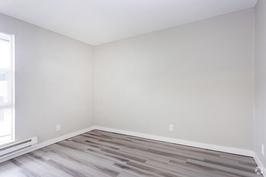 More Photos Of 51 Hayes Pl SW, Renton Apartments For Sale