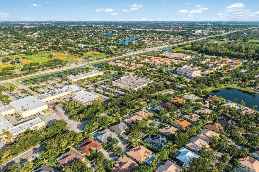 More Photos Of 1900 N Flamingo Rd, Pembroke Pines Health Club For Sale