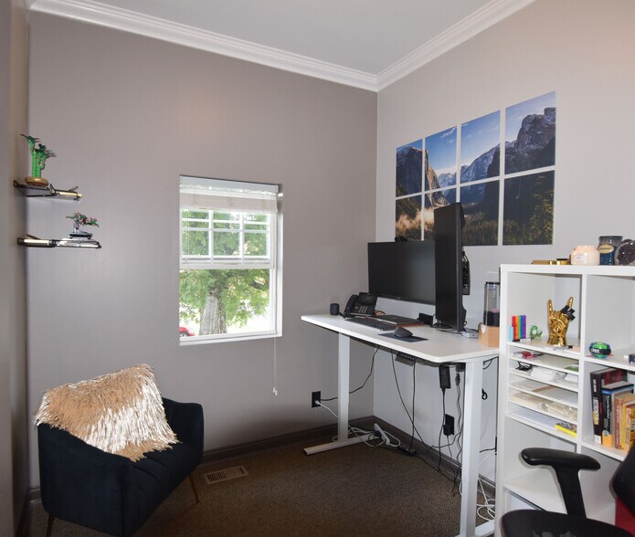 More Photos Of 2702 Greystone Rd, Nashville Office For Lease