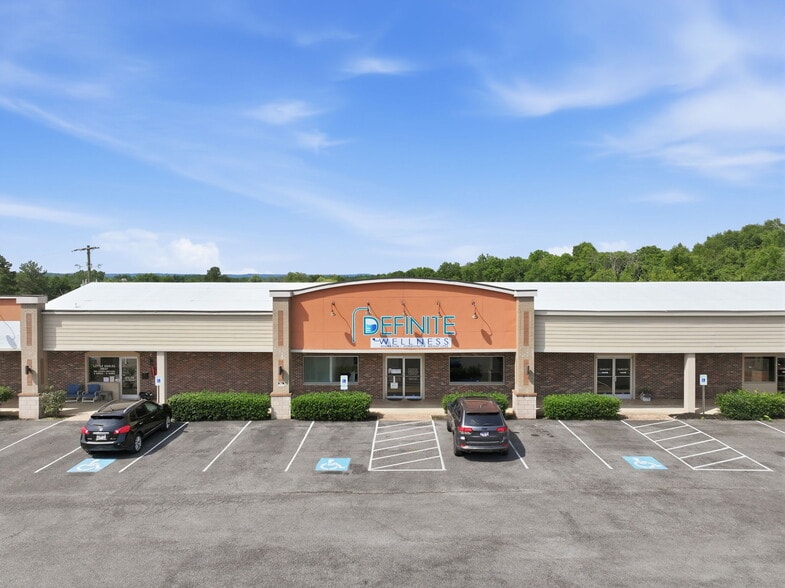 More Photos Of 875 Union St, Shelbyville Storefront Retail Office For Sale