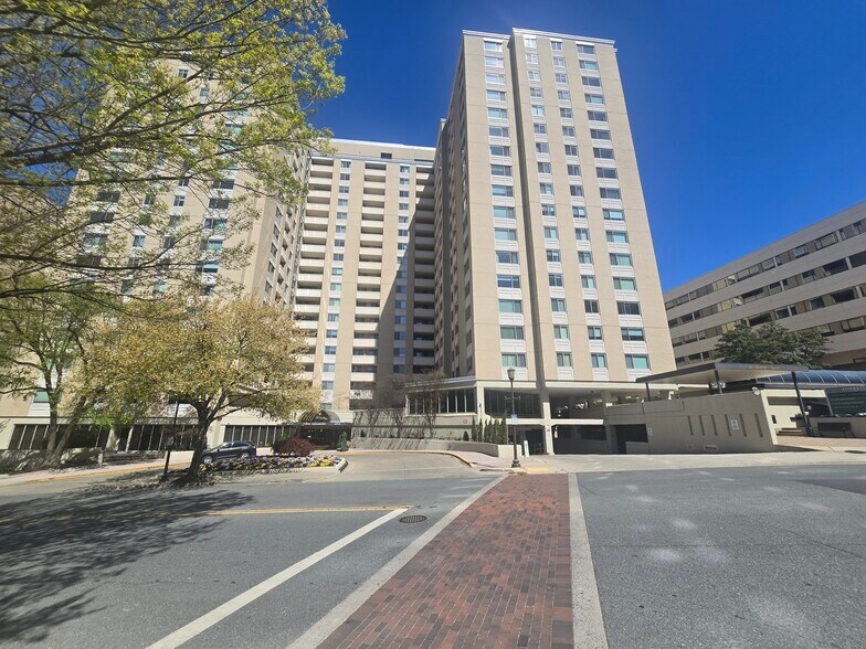 More Photos Of 4601 N Park Ave, Chevy Chase Apartments For Sale