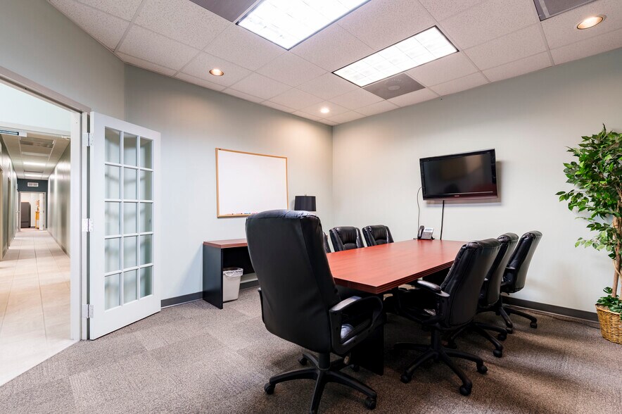 More Photos Of 1938 N Hercules Ave, Clearwater Office For Sale