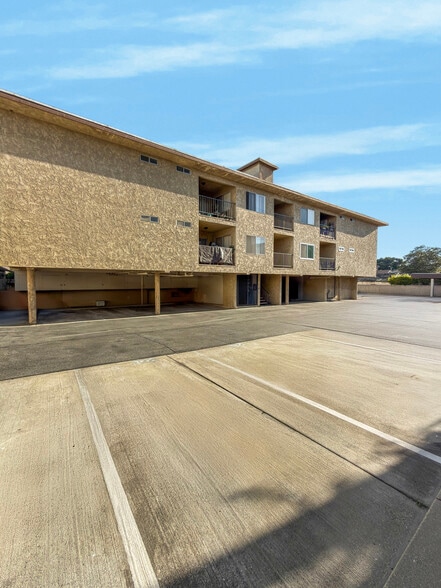 More Photos Of 2101 Vine St, Alhambra Apartments For Sale