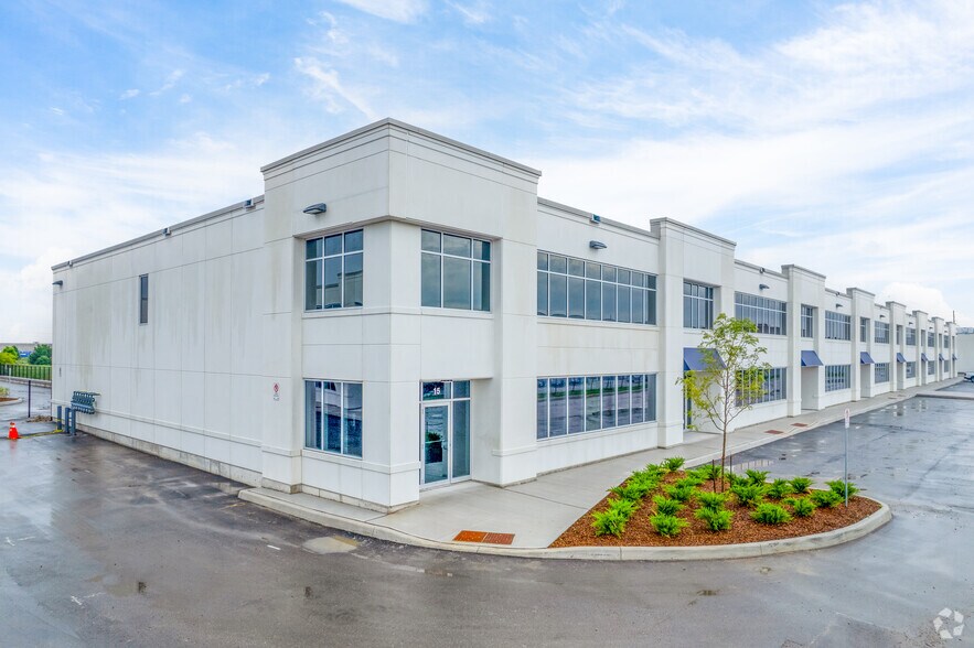 More Photos Of 12555 Coleraine Dr, Caledon Flex For Lease