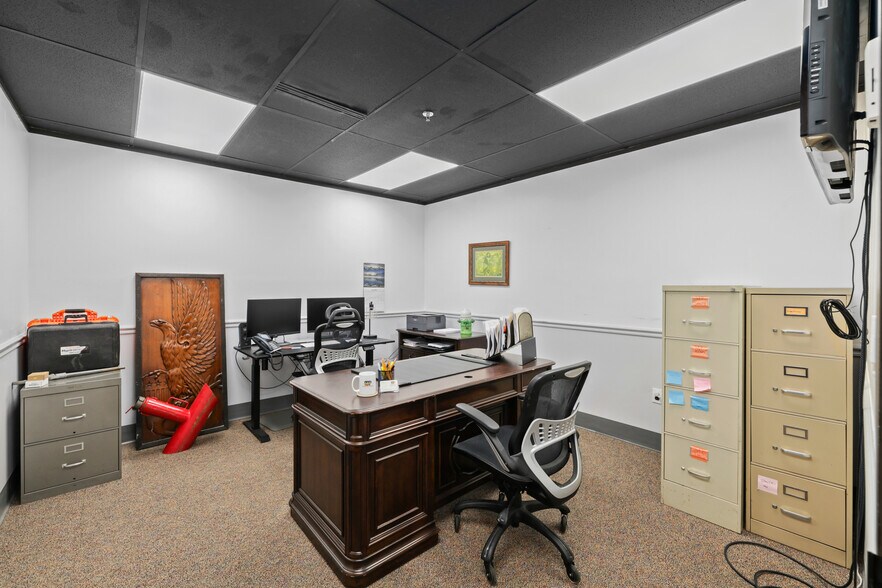 More Photos Of 233 E Bay St, Jacksonville Office For Sale