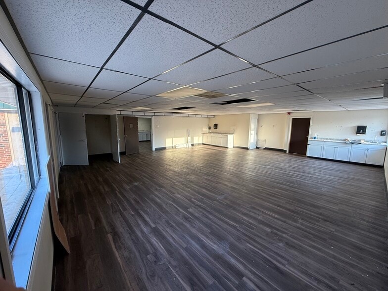 More Photos Of 101 N Royal Tower Rd, Irmo Daycare Center For Lease