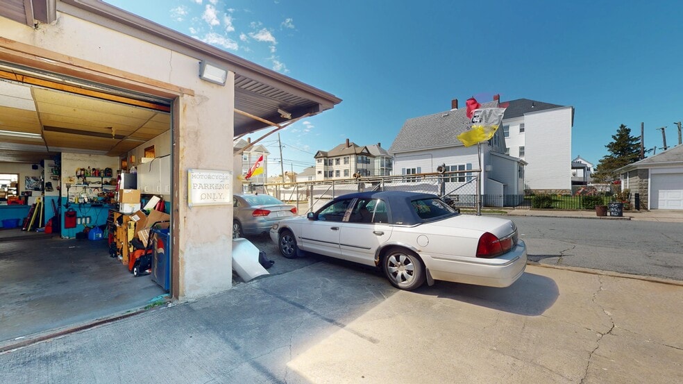 More Photos Of 101 Nash Rd, New Bedford Storefront For Sale