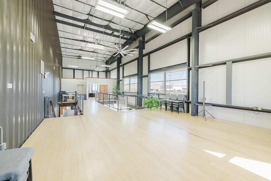 More Photos Of 1025 Carlin Trend Dr, Carlin Service For Sale