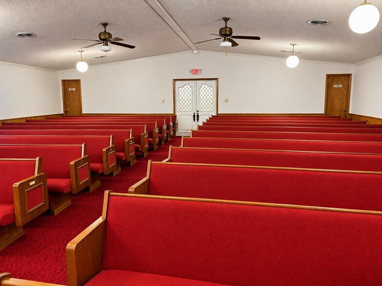 Primary Photo Of 21177 US Highway 80, Wills Point Religious Facility For Sale