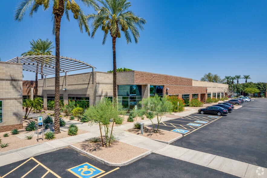 More Photos Of 1725 W Greentree Dr, Tempe Office For Lease