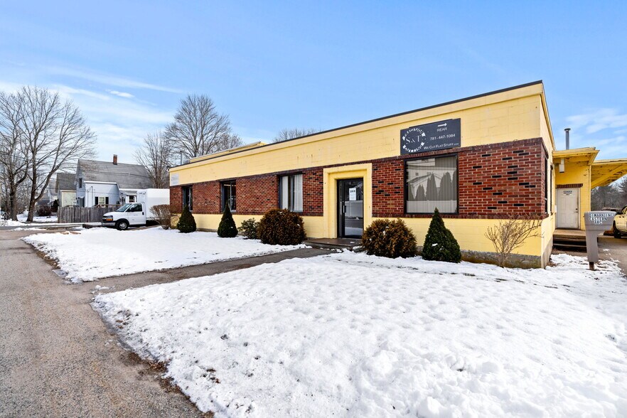 More Photos Of 205 Commercial St, Whitman Manufacturing For Sale