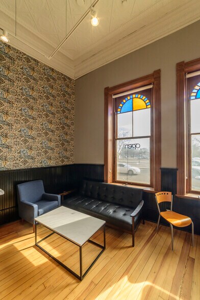 More Photos Of 115 NW 3rd St, Abilene Office Residential For Sale