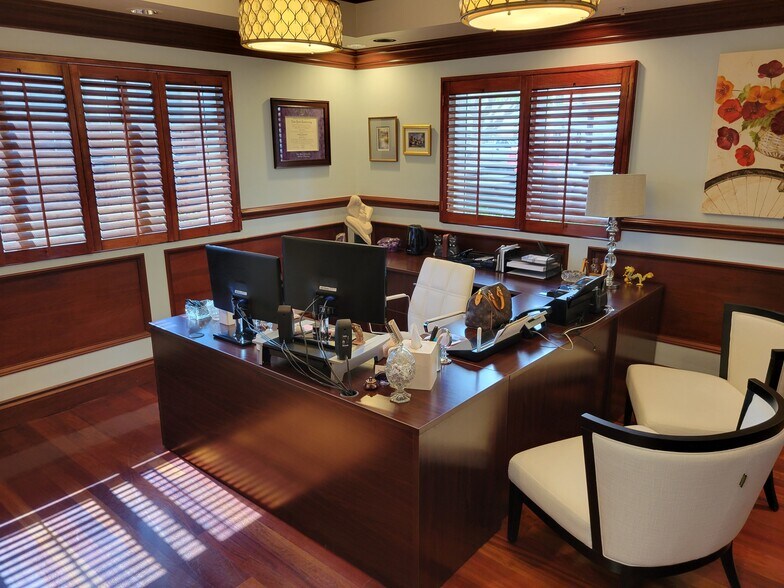 More Photos Of 2949 W Cypress Creek Rd, Fort Lauderdale Loft Creative Space For Sale