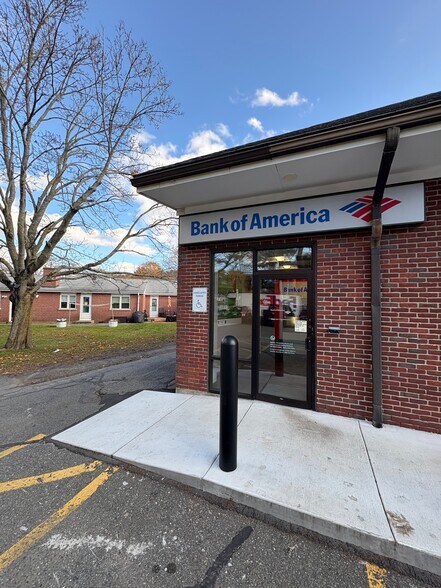 Primary Photo Of 199-215 Essex St, Beverly Freestanding For Lease