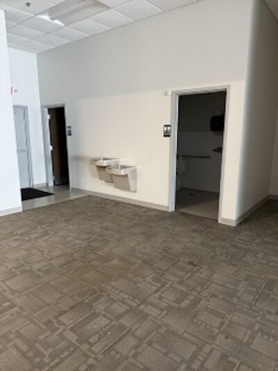 More Photos Of SEC Rte 83 & Aptakisic Rd, Long Grove Unknown For Lease